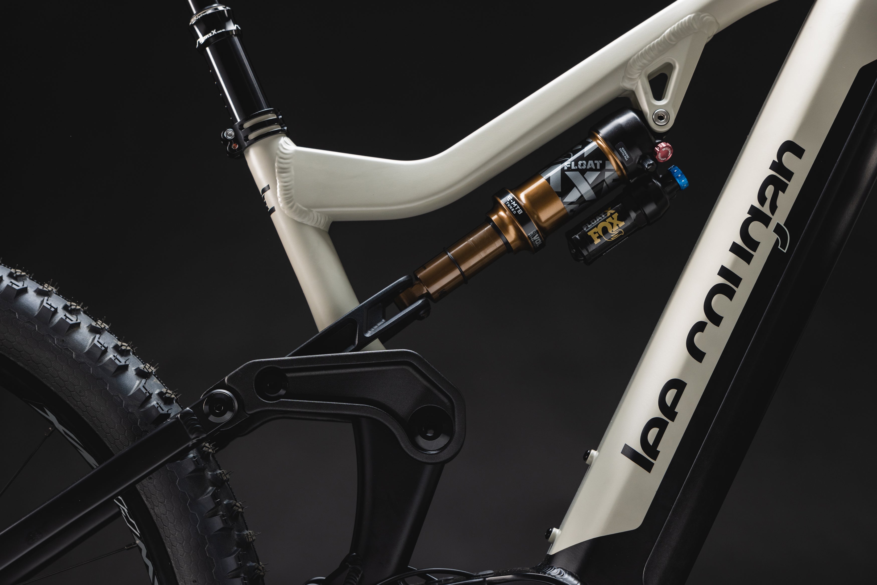 Lee Cougan E-Bike E-Quest Full Team