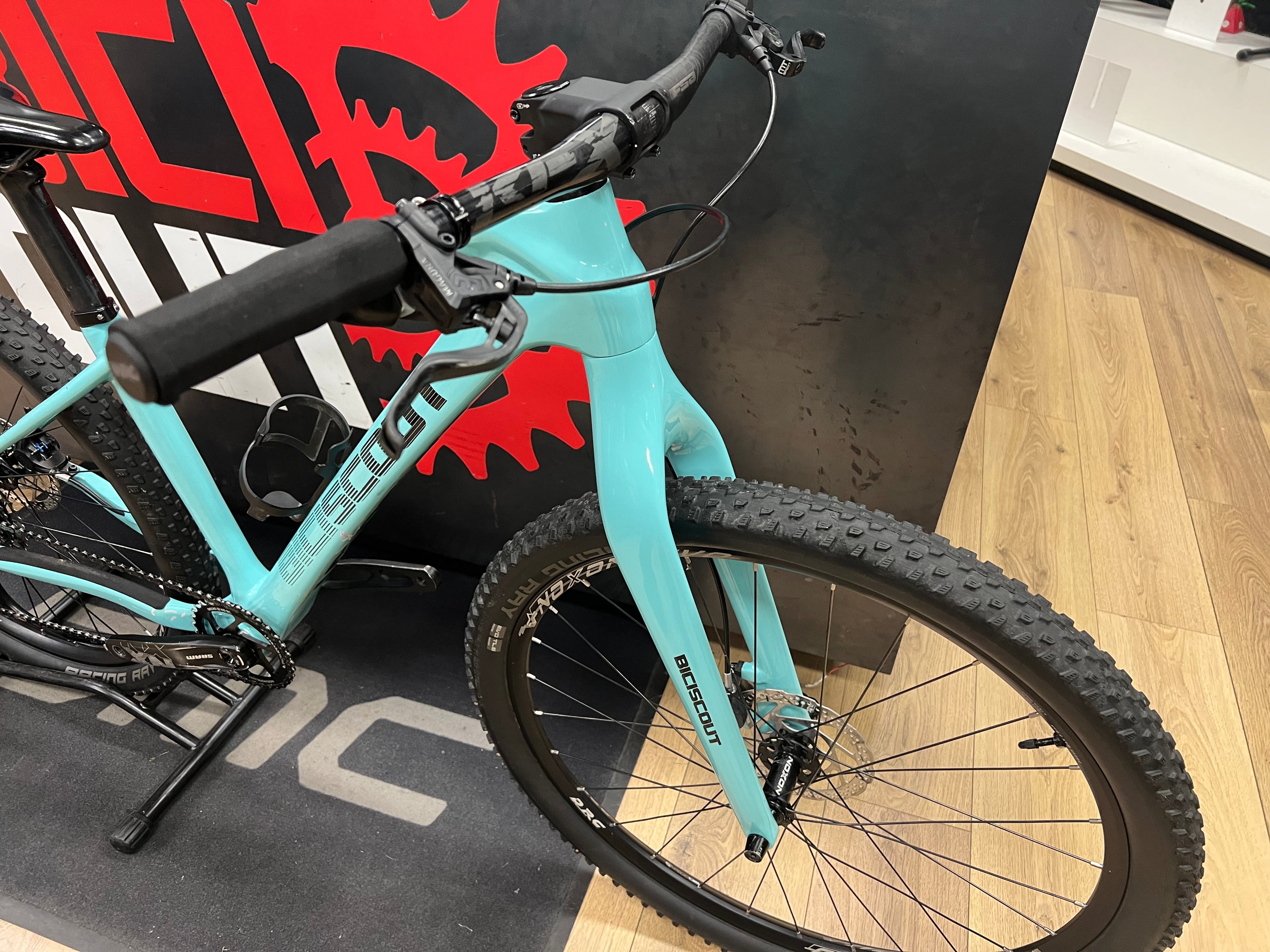 Usato MTB 27,5" Biciscout tg. S