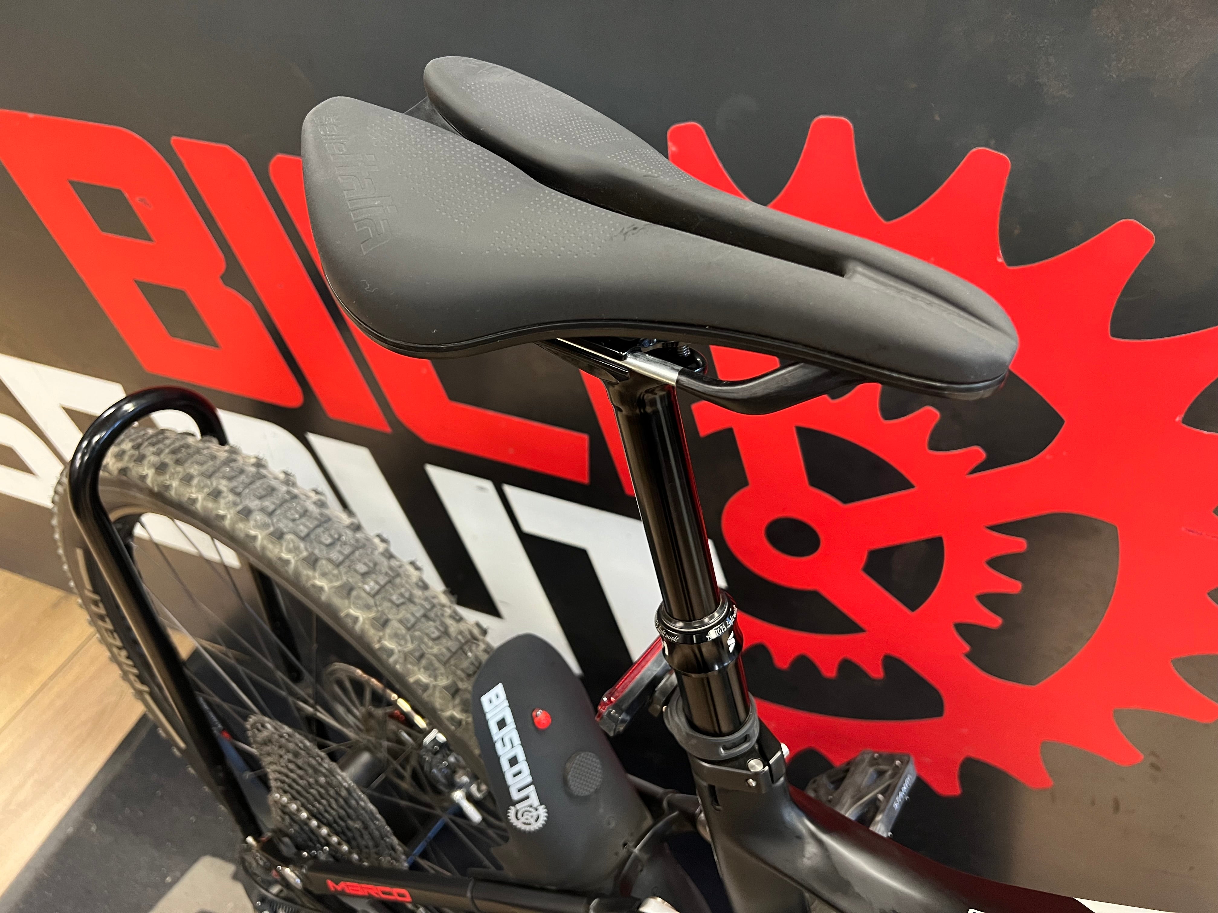 Usato E-MTB Fantic XTF Carbon tg.M