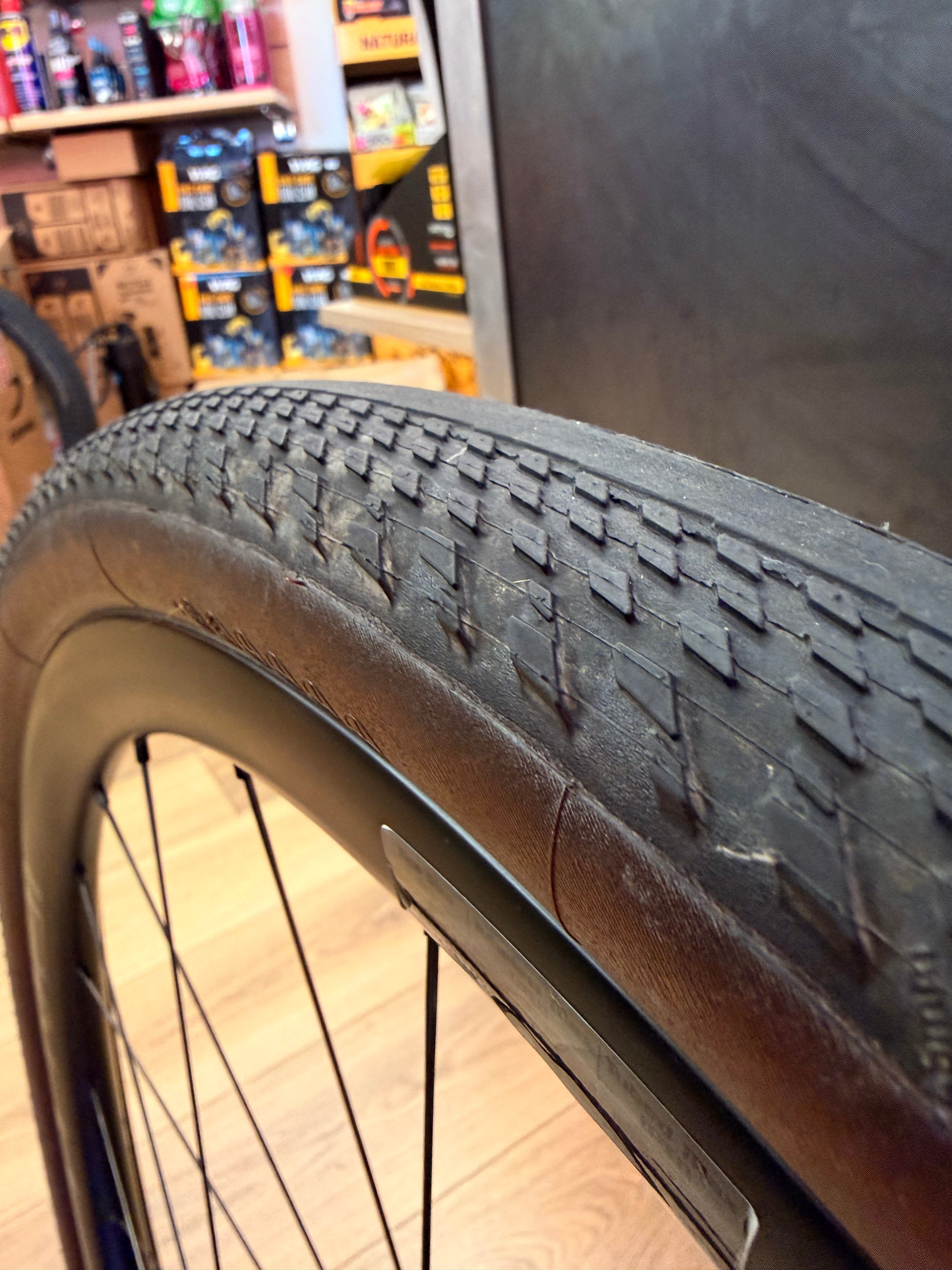 Specialized Diverge expert Carbon - Bianco