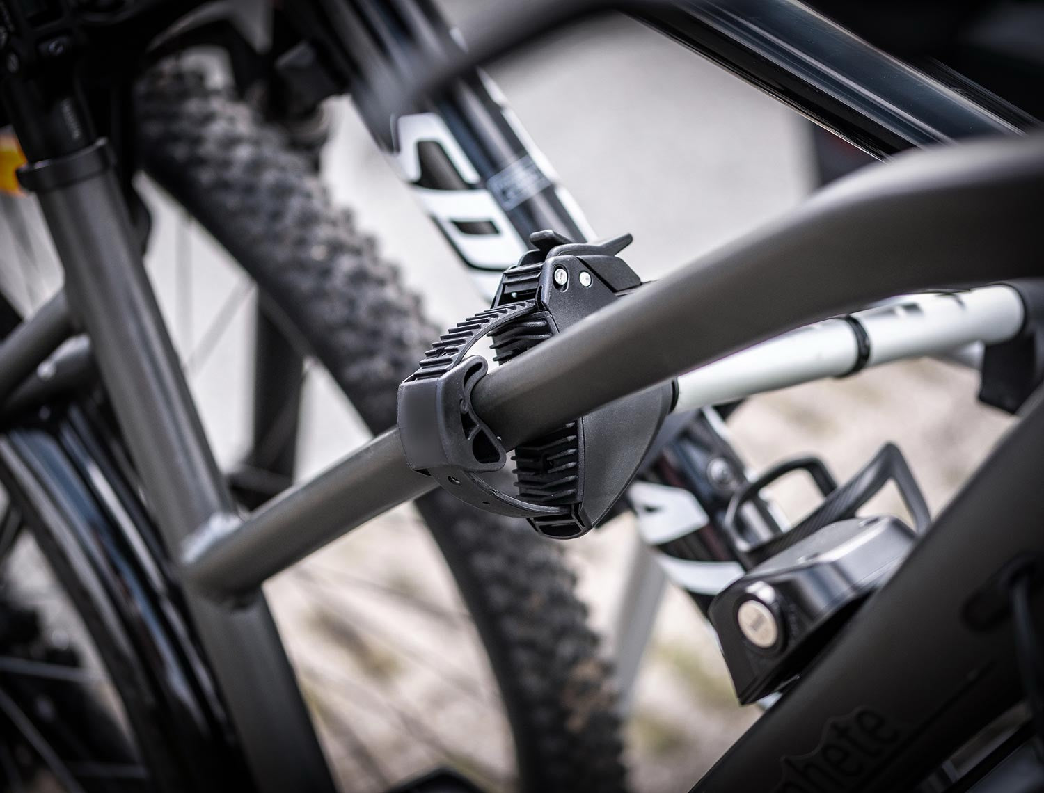 Portabici Gancio Traino VSV S2 - Specifico per Furgoni Camperizzati