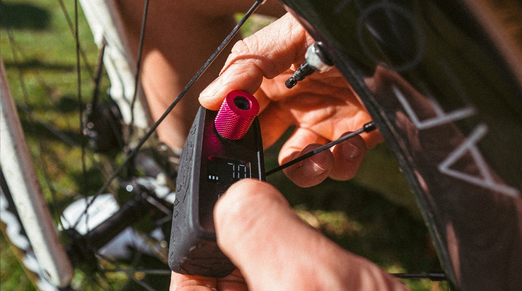 Muc-Off AirMach Electric Mini Inflator - Pro