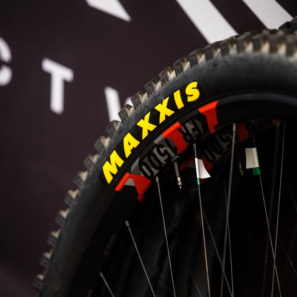 Copertone MAXXIS MINION DHR II 29x2.40