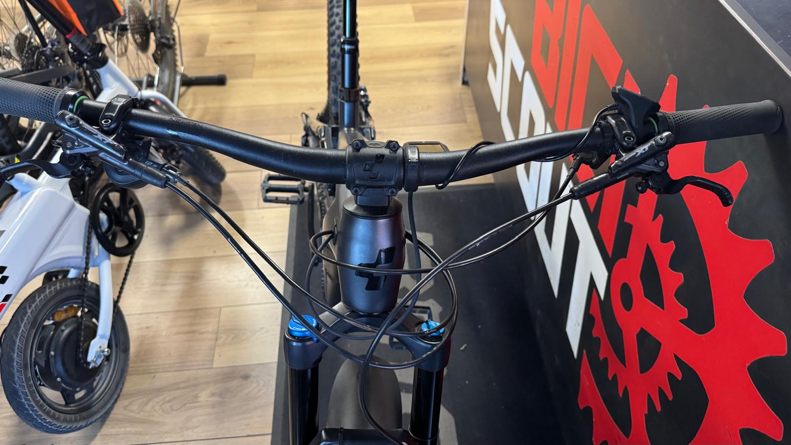 USATO Cube Stereo Hybrid E-bike