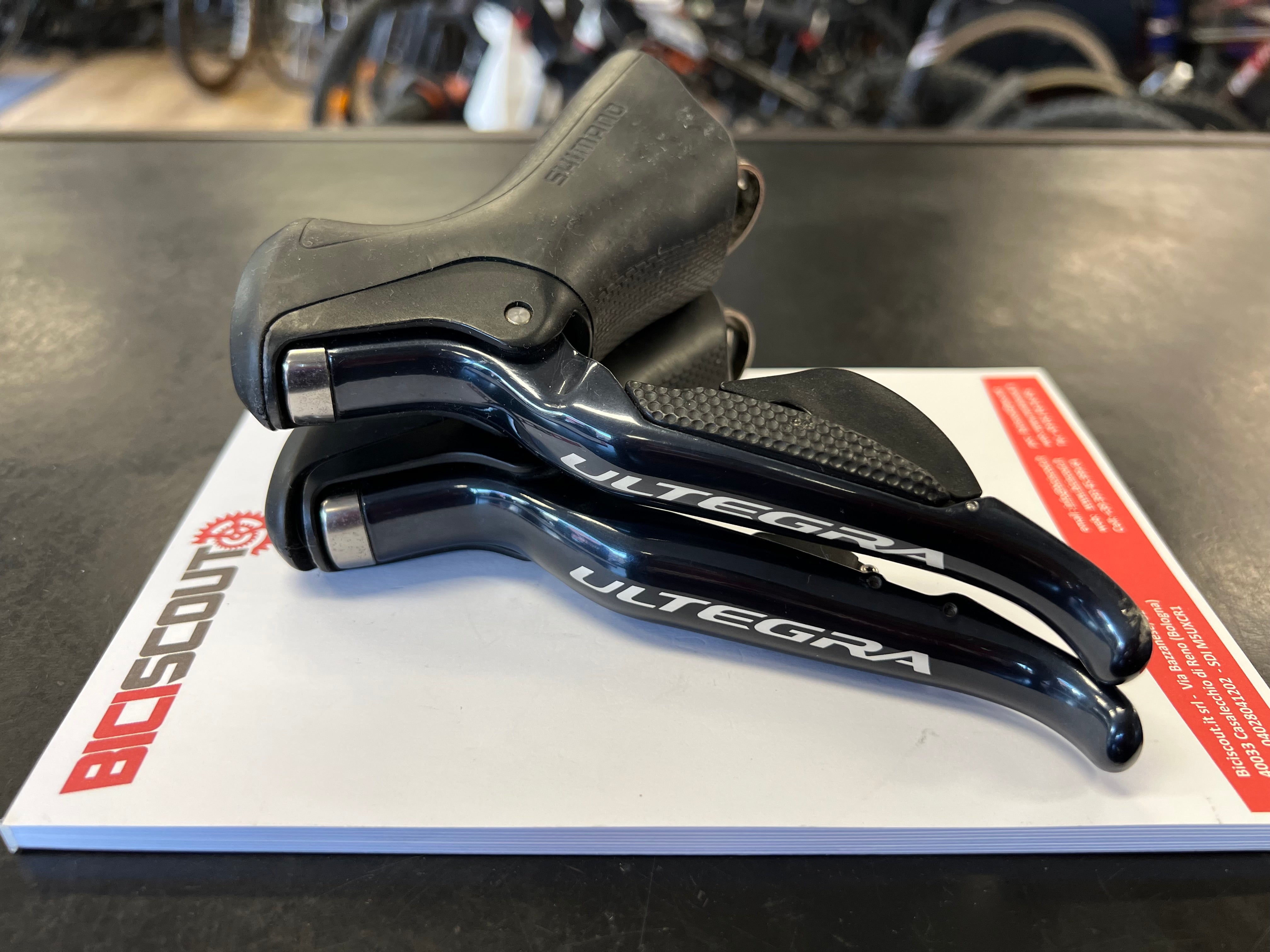 Usato Ultegra Coppia Comandi Di2 ST-6870 2x11v
