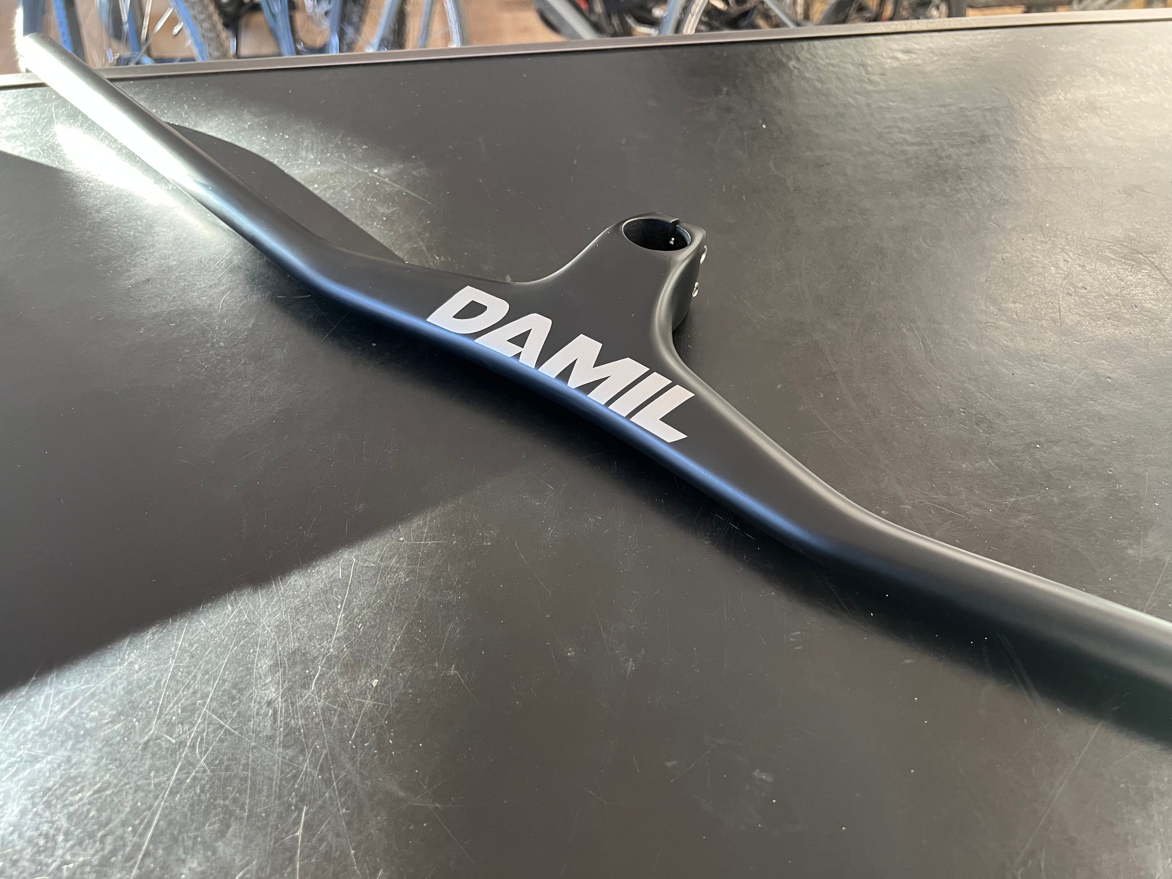 Manubrio MTB Integrato in carbonio 80mm