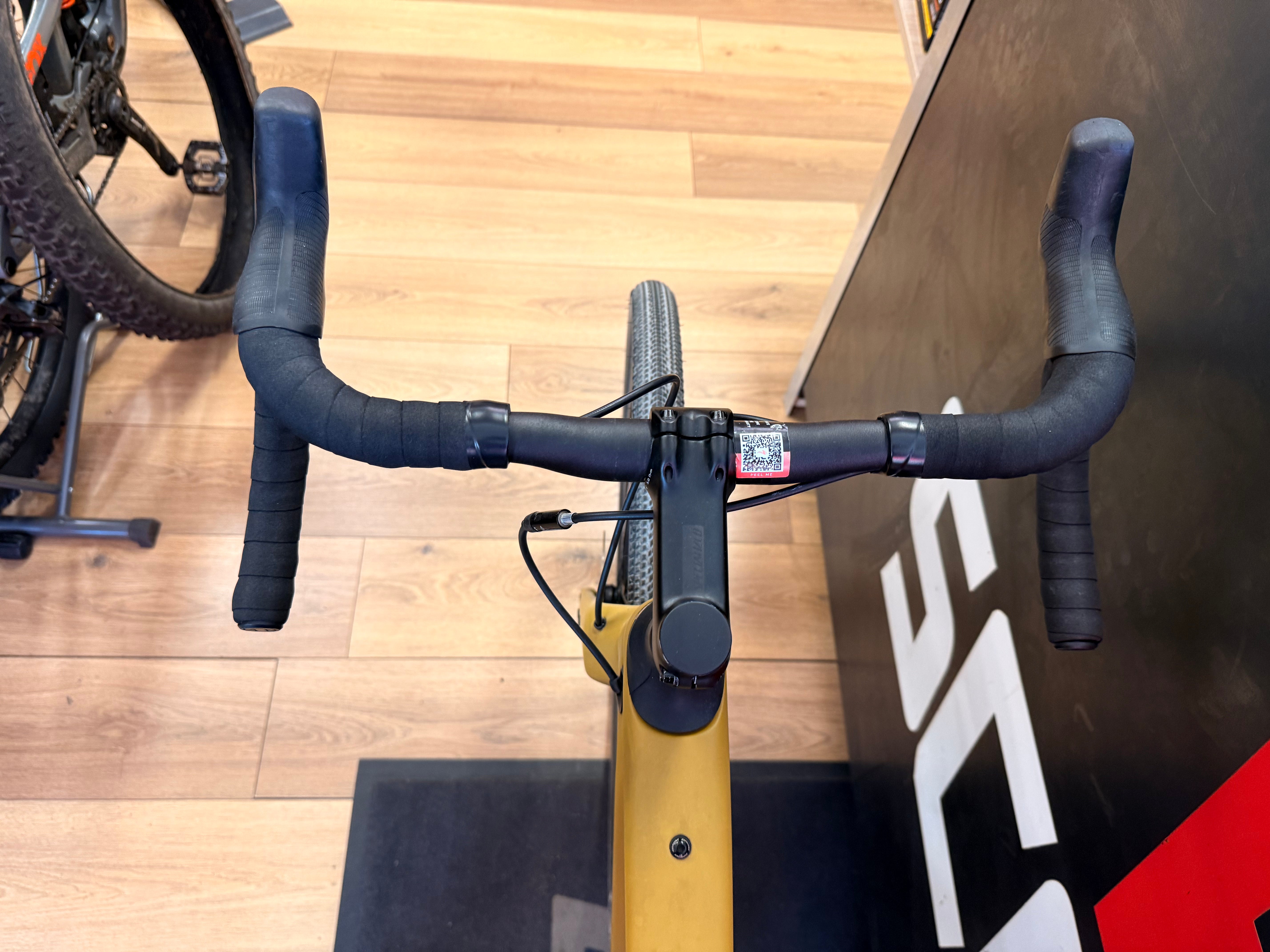 Specialized Diverge base Carbon 8R