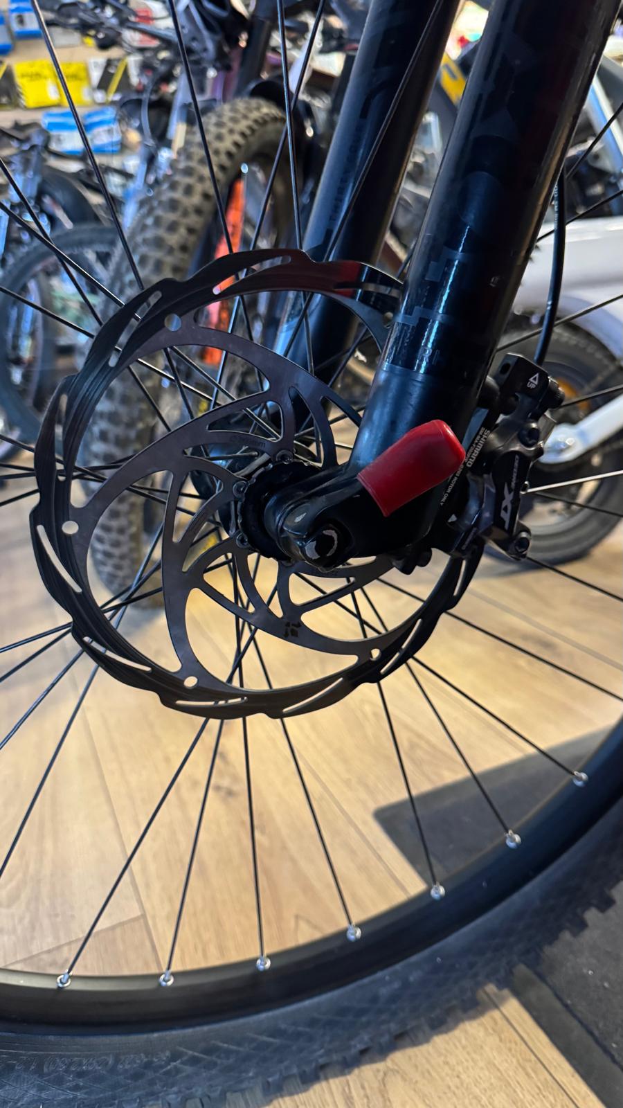 USATO Cube Stereo Hybrid E-bike