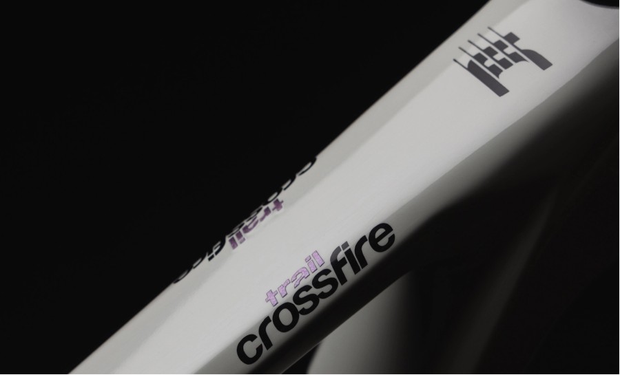 Biciscout.it | Lee Cougan Crossfire Trail Team Eagle